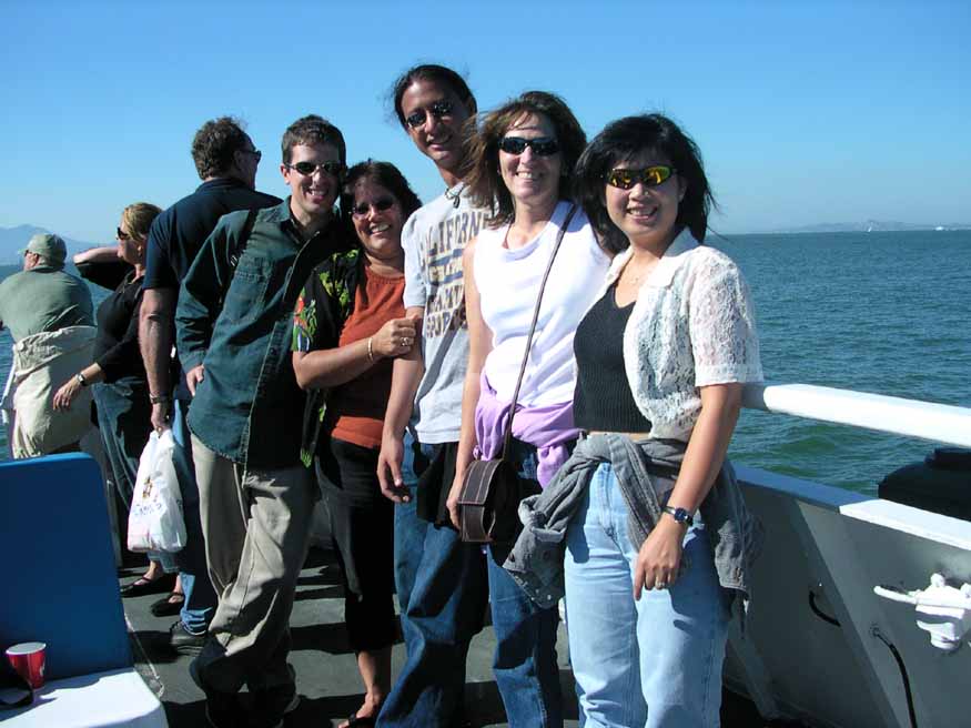 SF Boat Ride Group.JPG, 80 kB