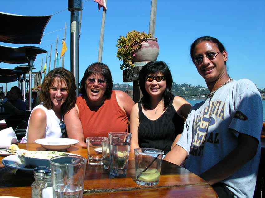 Sausalito Horizon Kat, Robin, Thuy & Nigel.JPG, 85 kB